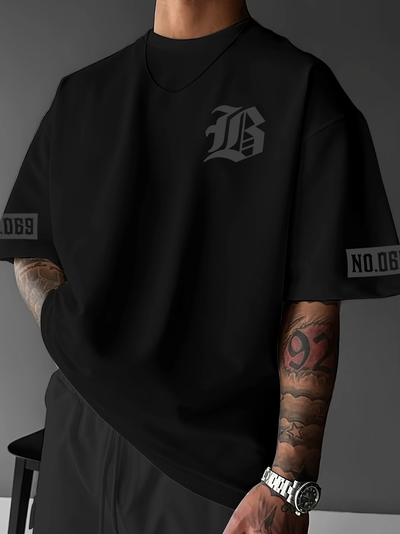 2026 Summer Men's T-shirt with Letter Print Breathable Lightweight Casual Fashionable Outdoor Style