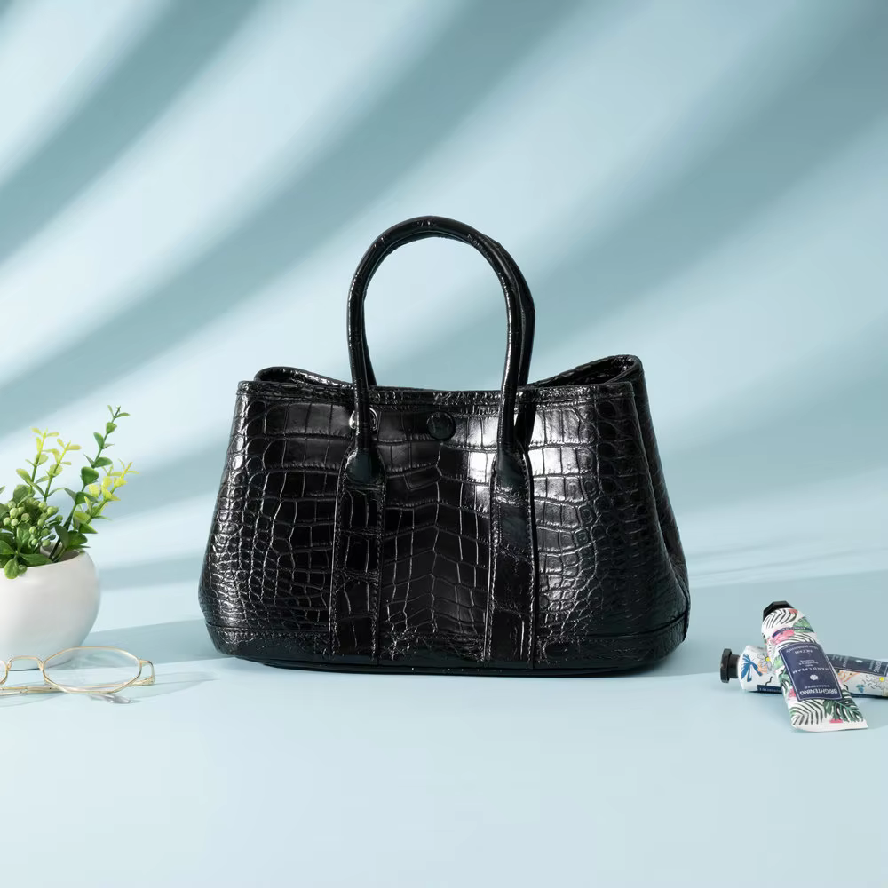 2024 New Crocodile Leather Women's Bag Fashion Large Capacity Women's Handbag Genuine Leather Shoulder Crossbody Bag 45