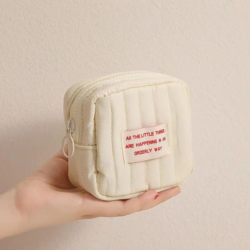 Square Small Makeup Bag Student Small Earphones Zero Wallet Girl Portable Lipstick Storage Bags Korean