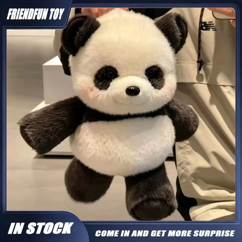 Cub Forest Running Kawaii Highland Panda Plüschtiere Kuscheliger Panda Niedliche Stofftierpuppe Premium Weiches Geschenk Schlafzimmerdekoration