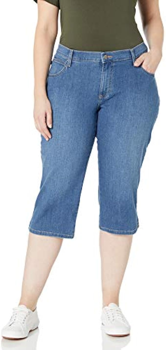 Lee Women’s Plus-Size Relaxed-Fit Denim Capri Jean