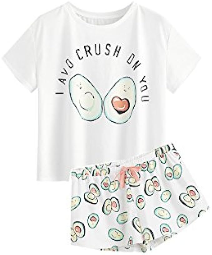 DIDK Women’s Cute Cartoon Print Tee and Shorts Pajama Set